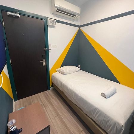 Smile Hotel Subang Airport Shah Alam Exterior photo