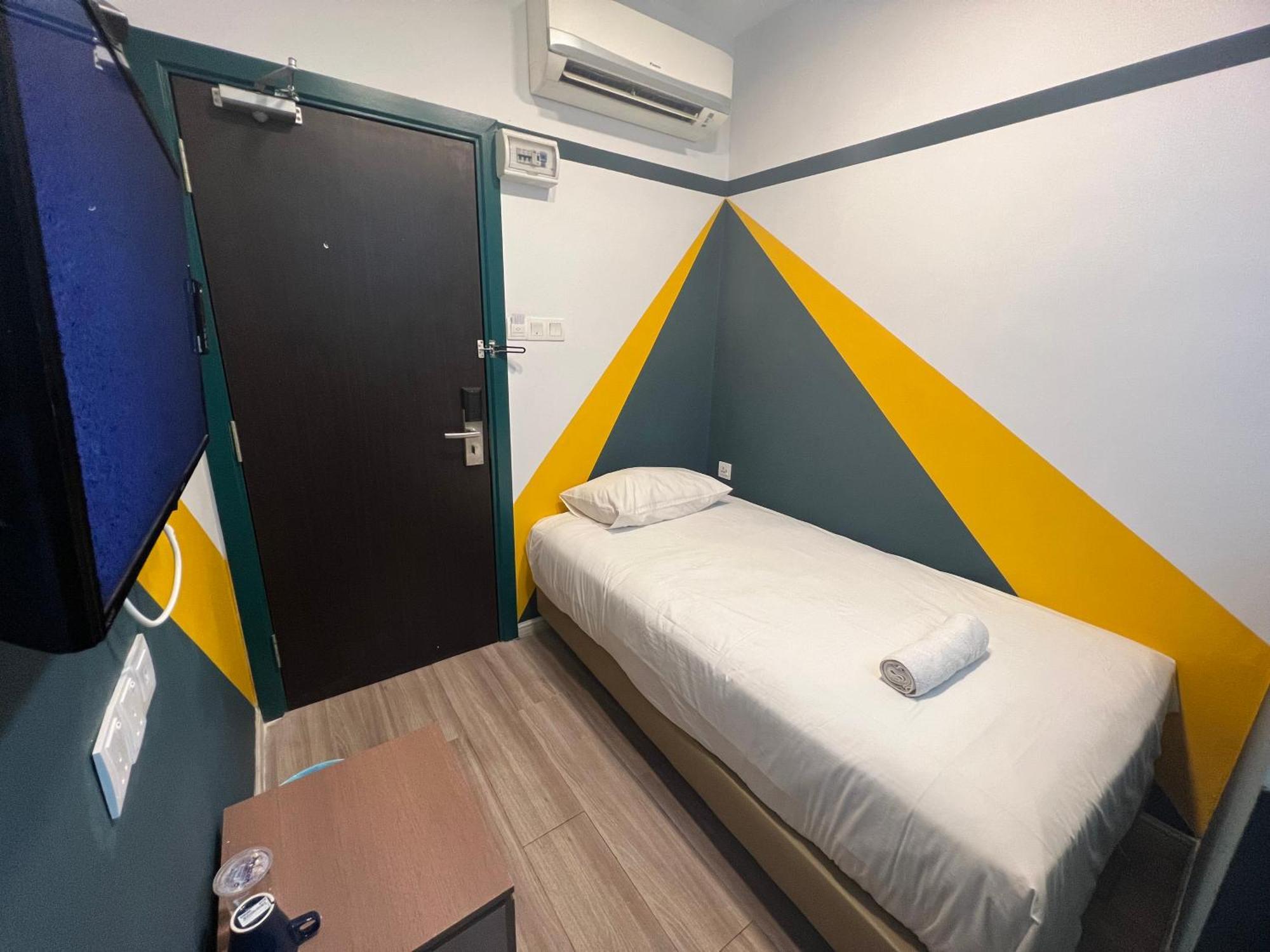 Smile Hotel Subang Airport Shah Alam Exterior photo